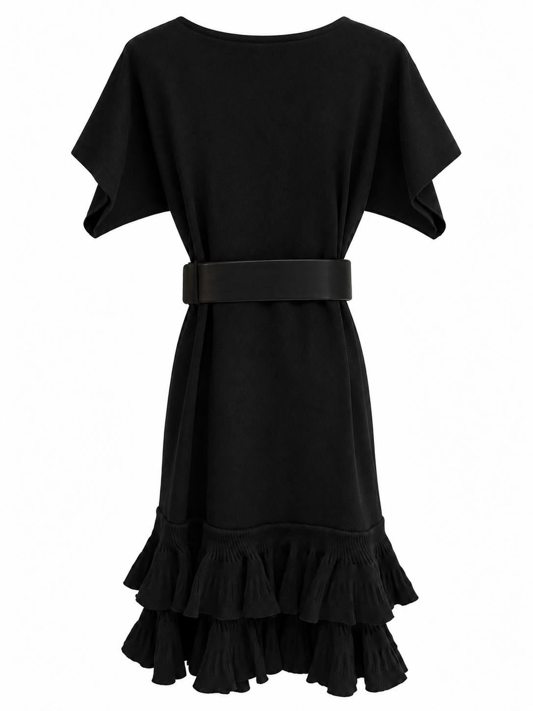 Schwarzes Kleid mit Gürtel und Volants